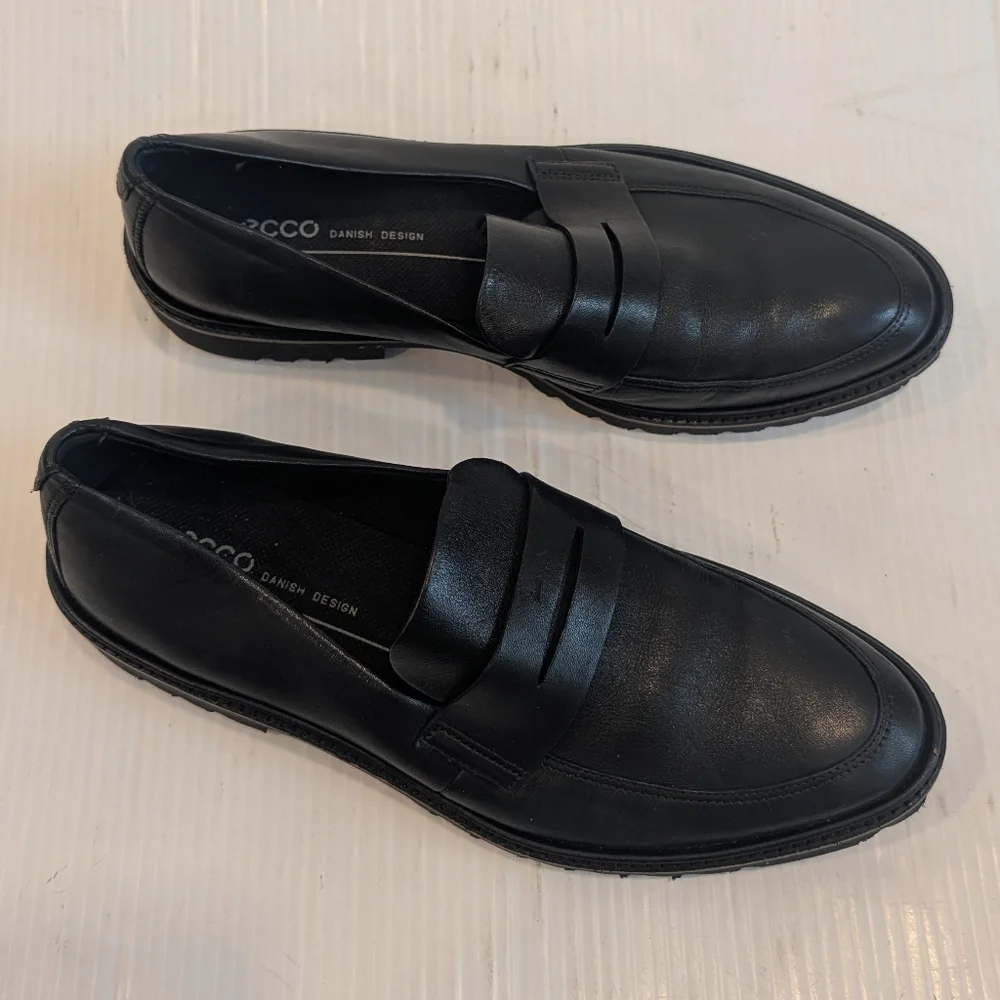 ECCO Modern Tailored Black Penny Women's Loafers Size 6-6.5